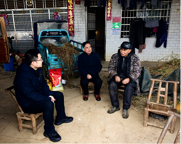 新春慰问暖民心：常德市住房公积金管理中心津市管理部开展春节走访慰问活动